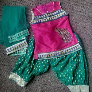 Fuschia and green salwaar kameez for 12-18 months